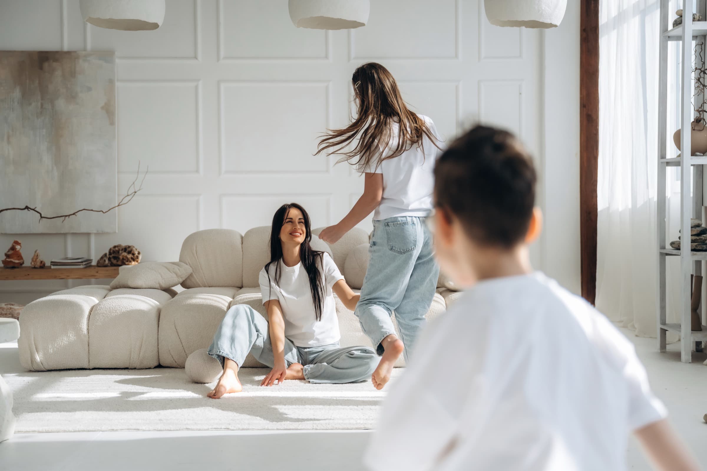 Renno Concierge: one expert on your renovation A family enjoying their finished, renovated home